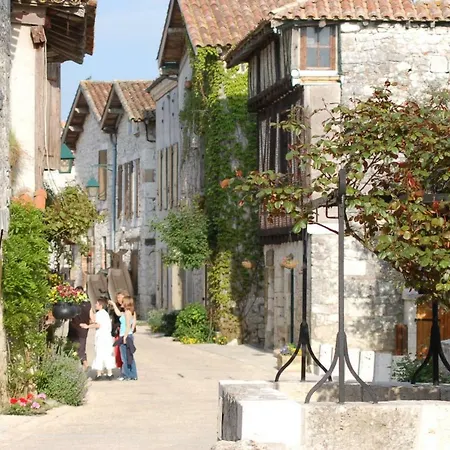 La Bakenia Holiday home *