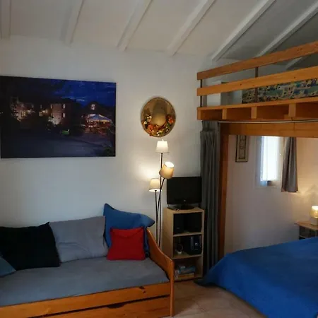 La Bakenia Holiday home *